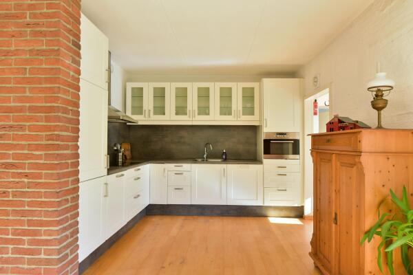 photo 3 Parel 4