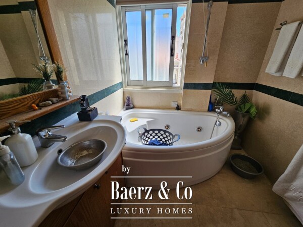 photo 25 2351689 - 7 Bedroom Villa For sale, Nicosia City, 500 sq.m