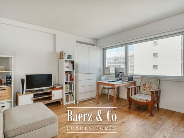 photo 4 Modern Two Bedroom Apartment with Elevator, Garage and Storage Room in Estrela, Lisbon