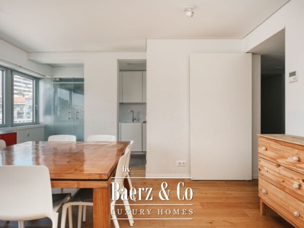 photo 6 Modern Two Bedroom Apartment with Elevator, Garage and Storage Room in Estrela, Lisbon