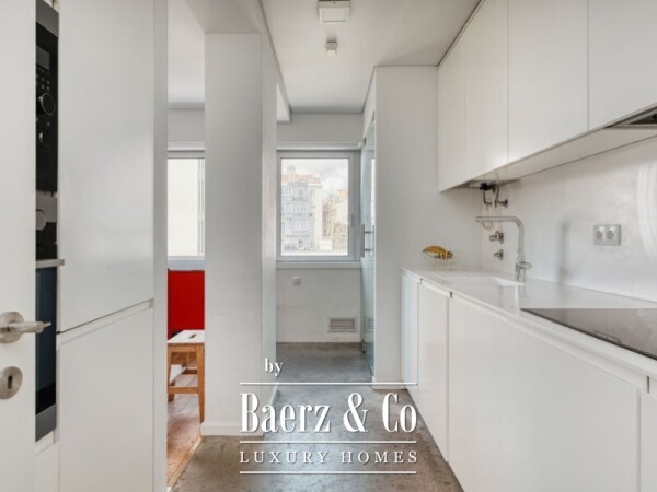 photo 11 Modern Two Bedroom Apartment with Elevator, Garage and Storage Room in Estrela, Lisbon