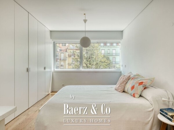 photo 14 Modern Two Bedroom Apartment with Elevator, Garage and Storage Room in Estrela, Lisbon