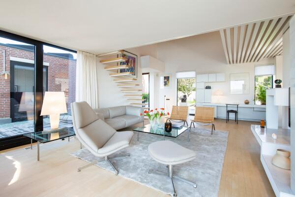 photo 7 Bouwensstraat 25