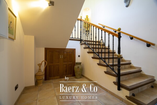 photo 30 Elegant Andalusian-style villa with guest apartments and panoramic views