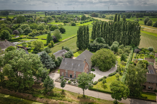 photo 2 Dorpsstraat 18