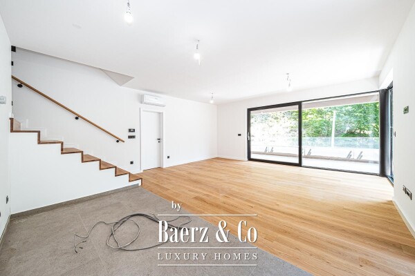 photo 2 Zagreb, Jelenovac, exclusive four-bedroom apartment, 145 m²