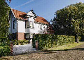 AERDENHOUT